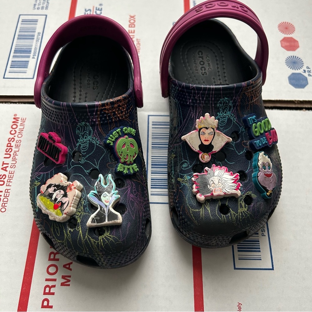 CROCS Kids' Disney Villians Black and Pink Clogs with Character Charms